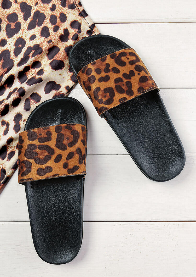 Slippers Leopard Printed Slip On Flat Slippers in Multicolor. Size: 37,38,39,40