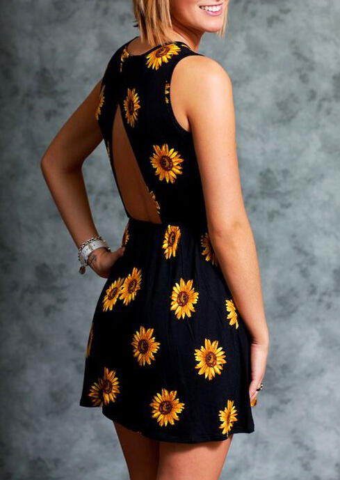 

Sunflower Open Back Ruffled Mini Dress without Necklace - Black, 472006