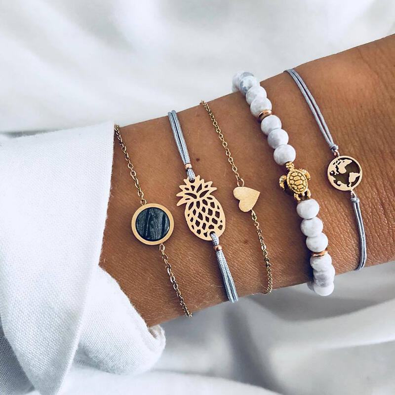 

Bracelet 5Pcs Pineapple Heart Turtle Beading Bracelet Set in Gold. Size