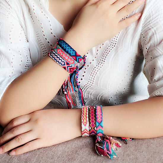 

Bracelet 6Pcs Bohemian Tassel Hand-Woven Bracelets. Size, Multicolor