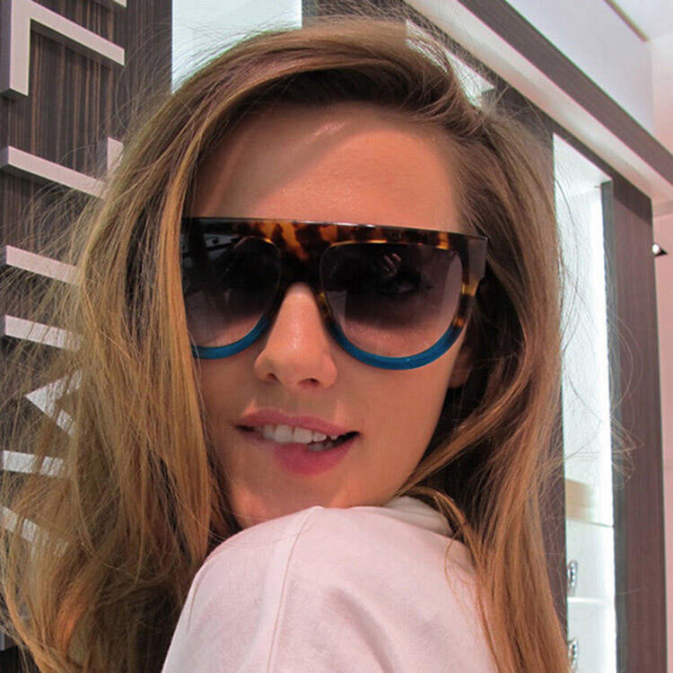 

Sunglasses Fashion Leopard Round Frame Sunglasses. Size