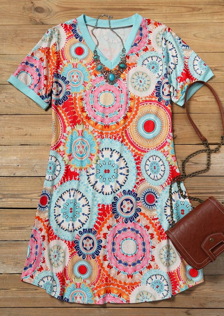

Mini Dresses Floral Mandala Pocket V-Neck Mini Dress without Necklace in Multicolor. Size