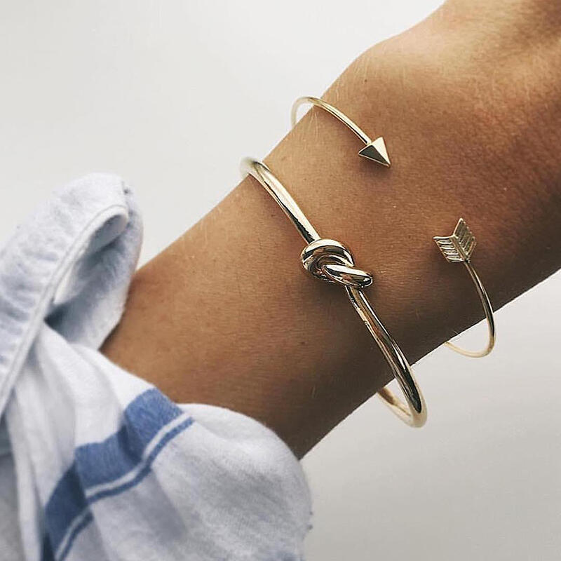 

Bracelet 2Pcs Arrow Forever Love Knotted Opening Bracelet in Gold. Size