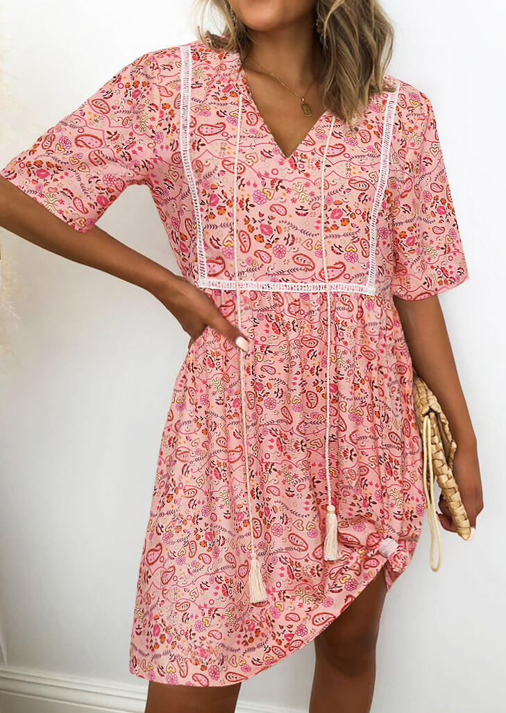 

Mini Dresses Paisley Drawstring Tassel V-Neck Mini Dress without Necklace in Pink. Size: ,XL