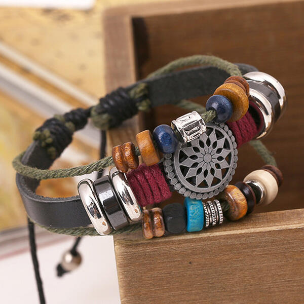 

Bracelet Vintage Multi-Layered Bohemia Beaded Bracelet in Black,Brown. Size