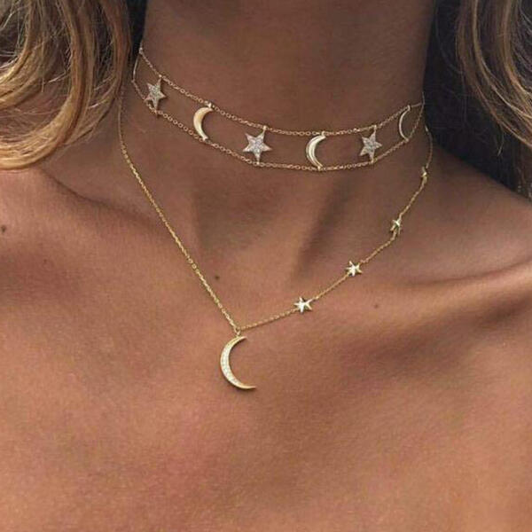 

Necklaces Moon Star Rhinestone Dual-Layered Pendant Necklace in Gold. Size