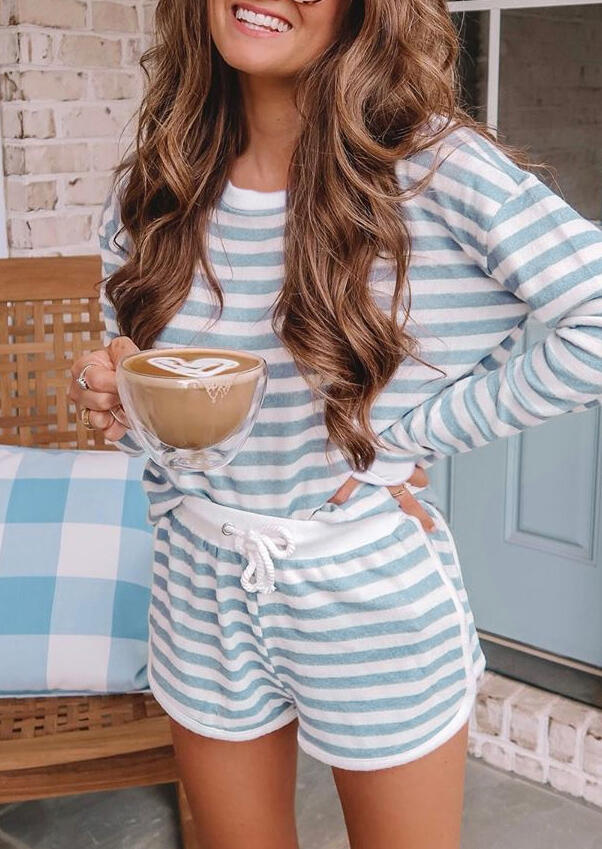 

Sleepwear Striped T-Shirt Tee And Drawstring Shorts Pajamas Set in Stripe. Size