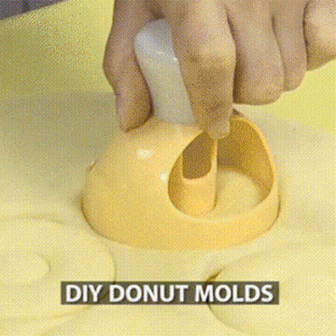 

Tools DIY Donuts Cake Mold With Dipping Plier in Yellow. Size