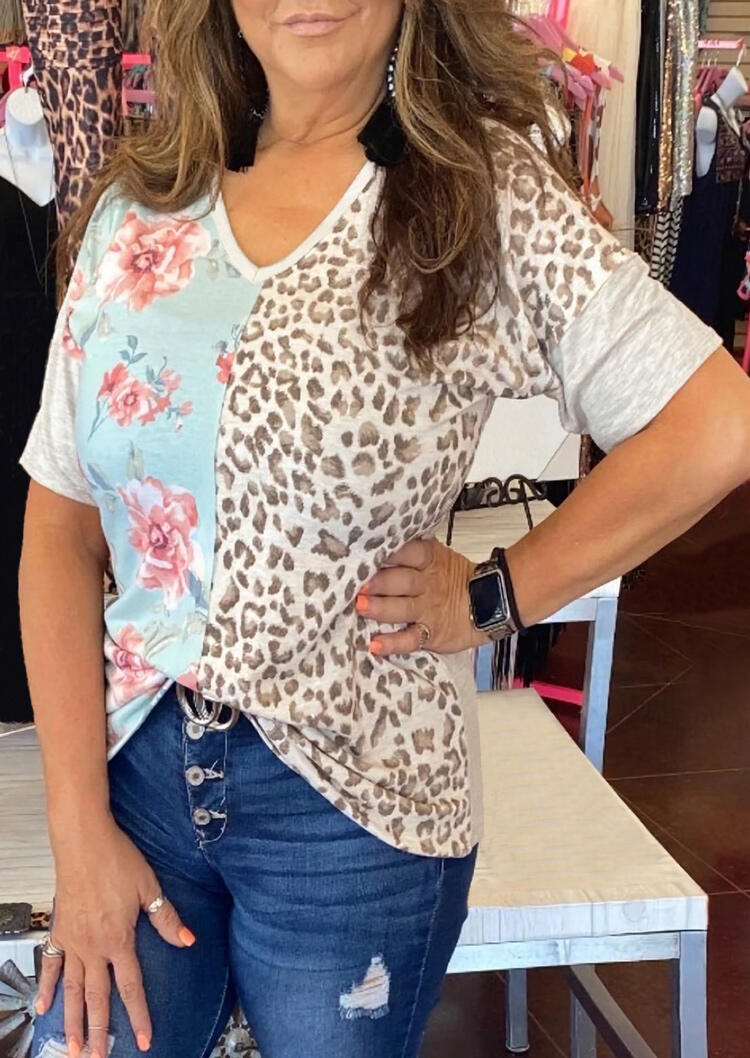 

Tees T-shirts Floral Leopard Splicing T-Shirt Tee in Leopard. Size