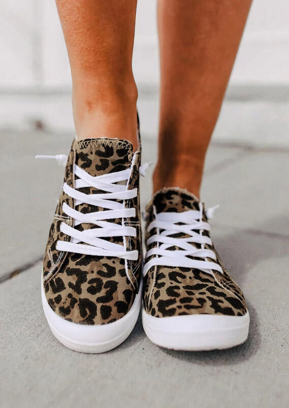 

Leopard Lace Up Round Toe Sneakers, 476760