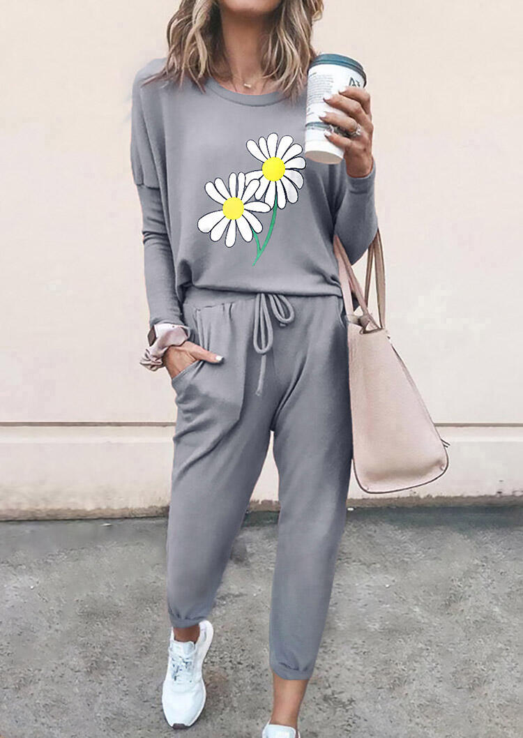 

Two-Piece Sets Daisy Long Sleeve T-Shirt And Drawstring Pocket Pants in Gray. Size: S,,XL