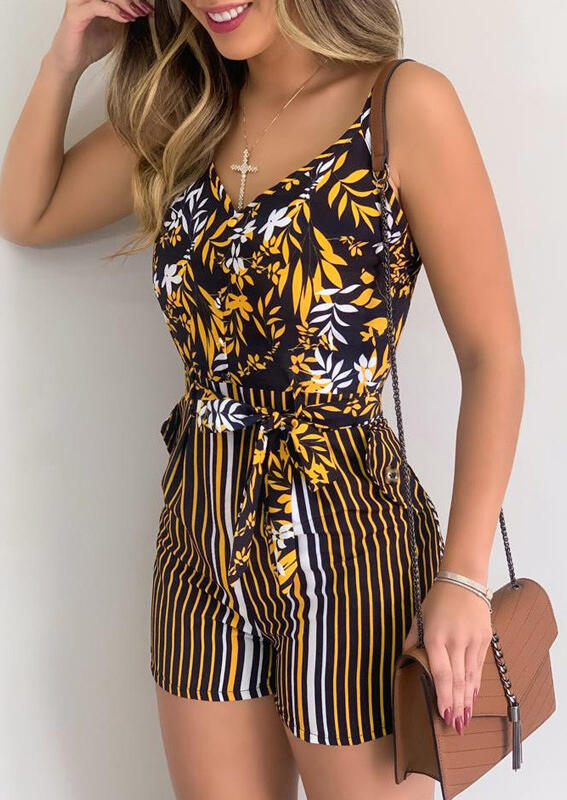 

Jumpsuits & Rompers Leaf Striped Pocket Open Back Romper in Yellow. Size: S,M