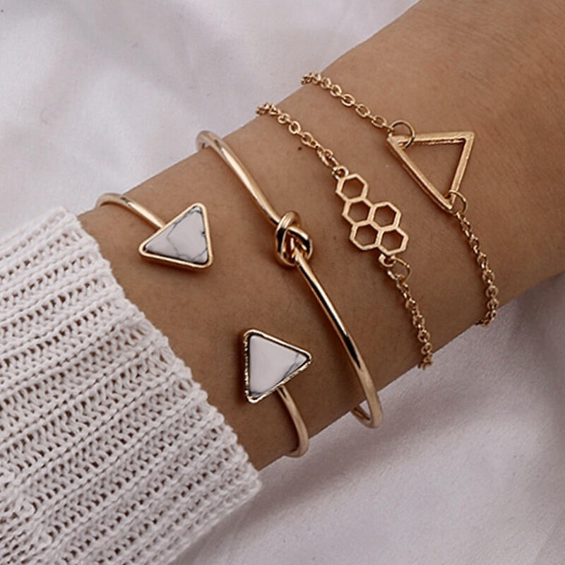

Bracelet 4Pcs Bohemian Alloy Geometric Bracelet Set in Silver. Size