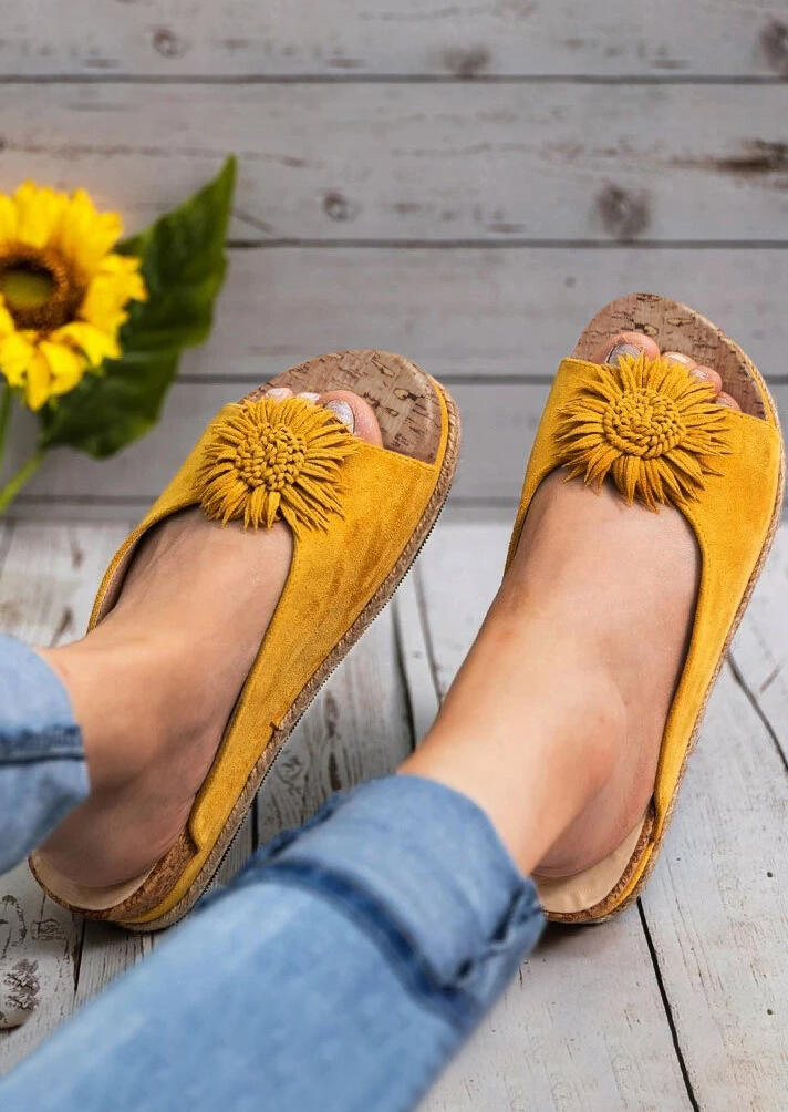 

Beach Sunflower Slip On Platform Slippers, Yellow, 479753