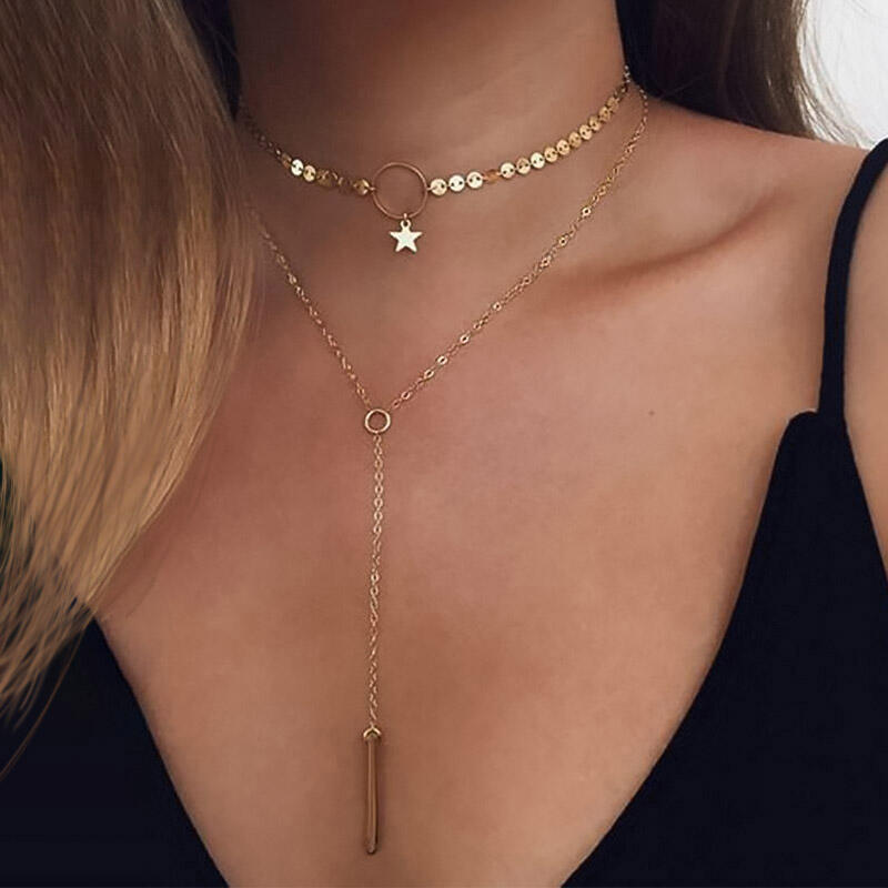 

Necklaces Sequined Star Long Chain Pendant Dual-Layered Necklace in Gold. Size