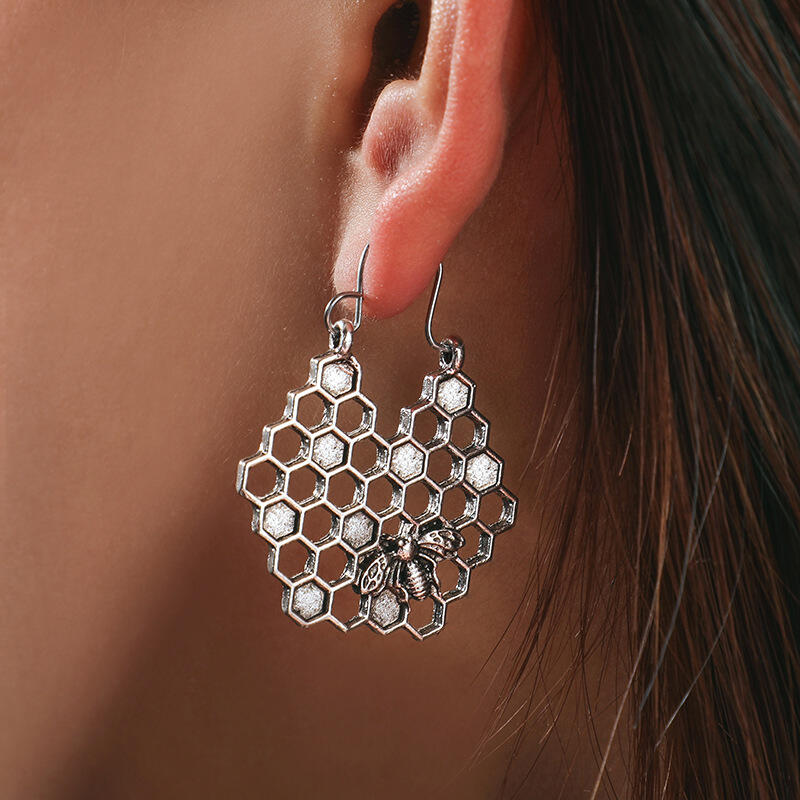 

Earrings Hollow Out Rhinestone Bee Honeycomb Alloy Earrings in Silver. Size