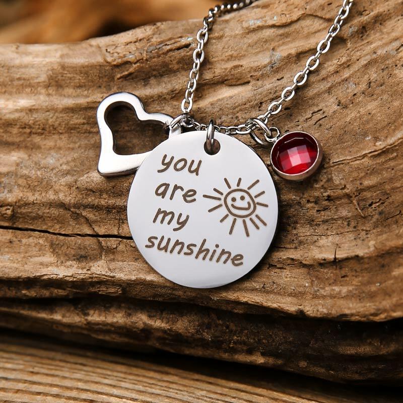 

Necklaces You Are My Sunshine Hollow Out Heart Pearl Necklace in Red. Size