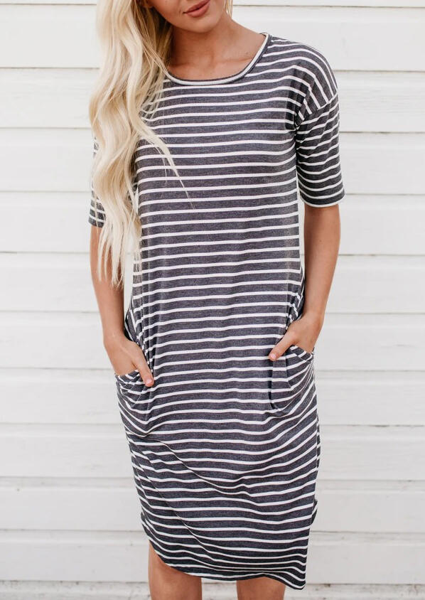

Casual Dresses Presale - Striped Pocket O-Neck Loose Casual Dress in Stripe. Size: S,M,,XL