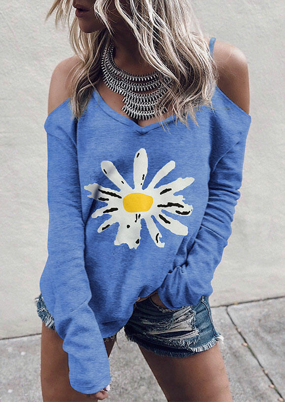 

Blouses Daisy Cold Shoulder Long Sleeve Blouse in Blue. Size: ,M