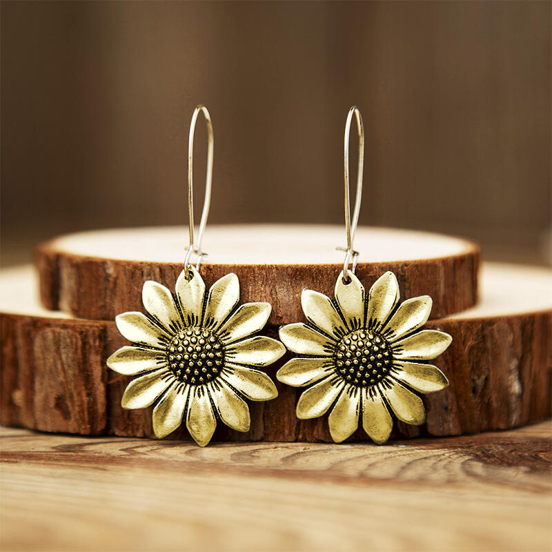 Vintage Sunflower Alloy Earrings