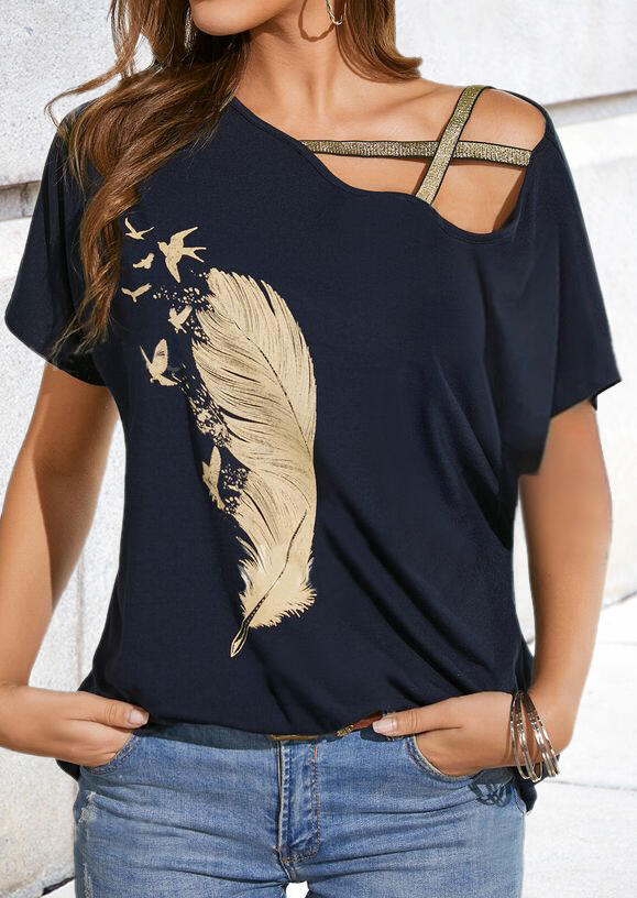 

Blouses Feather Birds Criss-Cross Blouse in Navy Blue. Size