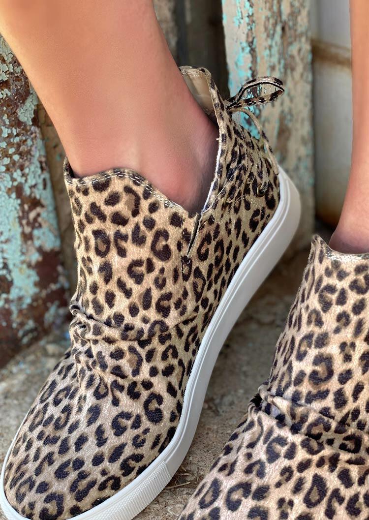 

Sneakers Leopard Tie Slip On Flat Sneakers in Leopard. Size: ,40,41