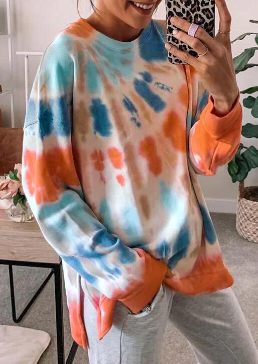 

Sweatshirts Tie Dye Slit O-Neck Sweatshirt in Multicolor. Size
