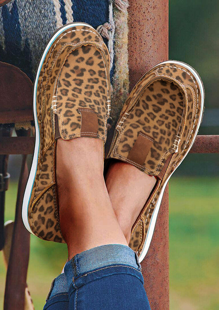 

Sneakers Leopard Slip On Round Toe Flat Sneakers in Leopard. Size