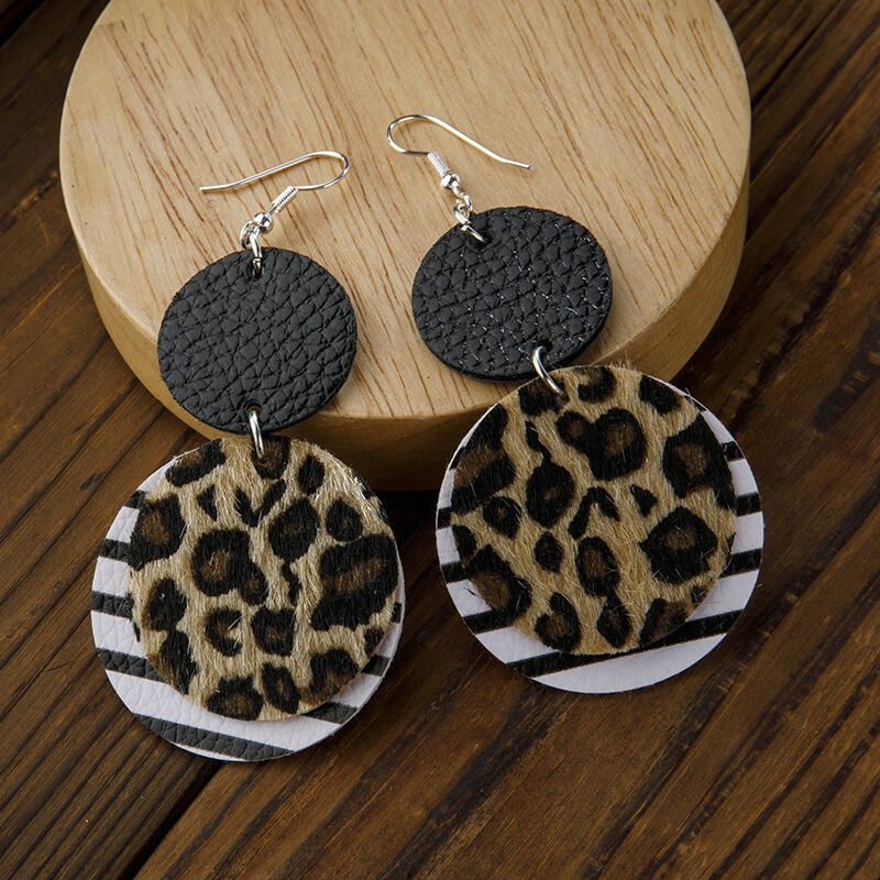 

Vintage Leopard Striped Dual-Layered Leather Earrings, 485029