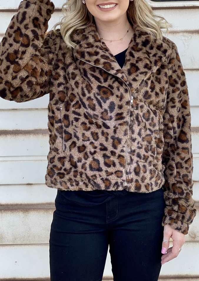 

Coats Leopard Pocket Zipper Fleece Coat in Multicolor. Size: M