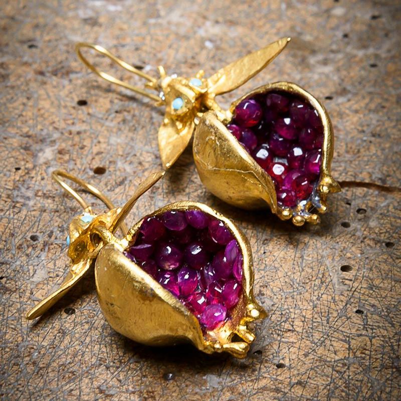 

Creative Beading Pomegranate Alloy Earrings, Gold, 485685