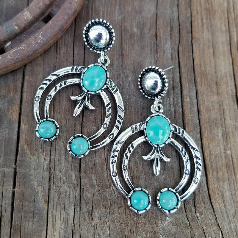 

Earrings Vintage Bohemian Turquoise Crescent Shaped Earrings in Silver. Size