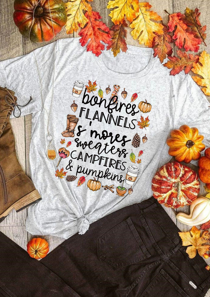 Thanksgiving Campfires & Pumpkins Leaf Drink T-Shirt Tee - Light Grey