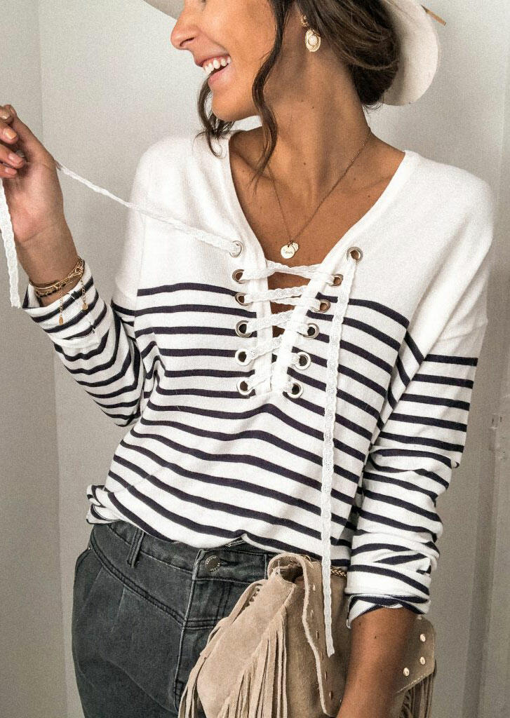 

Blouses Striped Lace Up V-Neck Long Sleeve Blouse in Stripe. Size