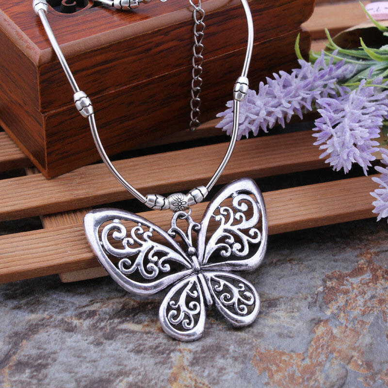Vintage Hollow Out Butterfly Pendant Necklace