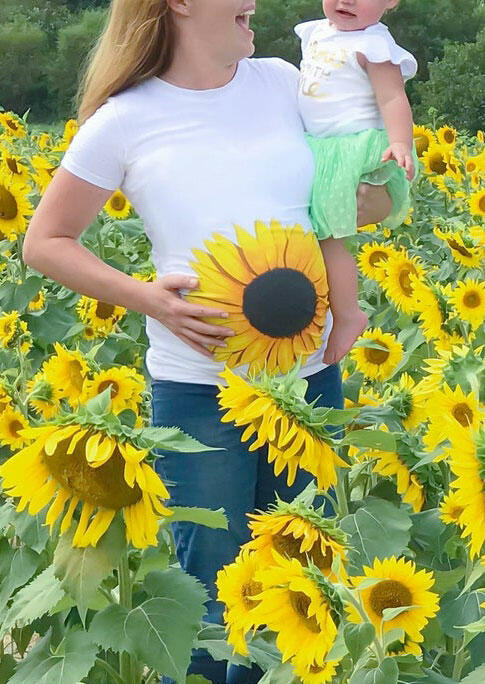 

Maternity Clothes Maternity Sunflower O-Neck T-Shirt Tee in White. Size