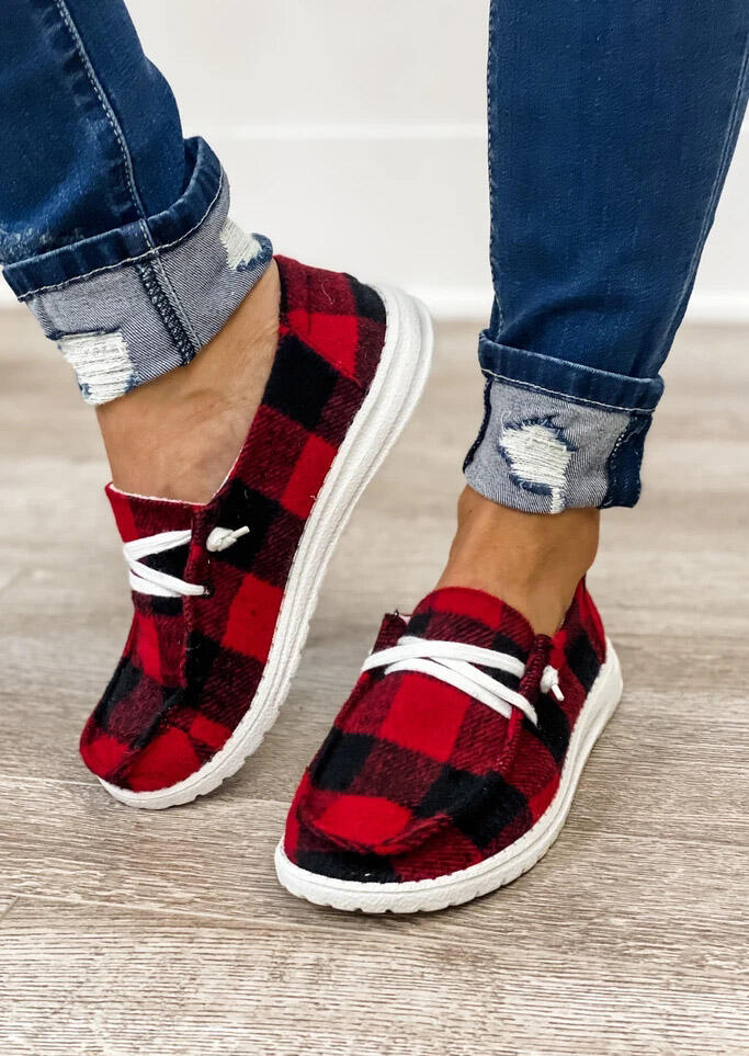 Buffalo Plaid Lace Up Round Toe Flat Sneakers - Red