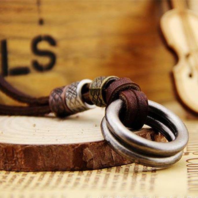 

Vintage Round Pendant Leather Necklace, Coffee, 487571