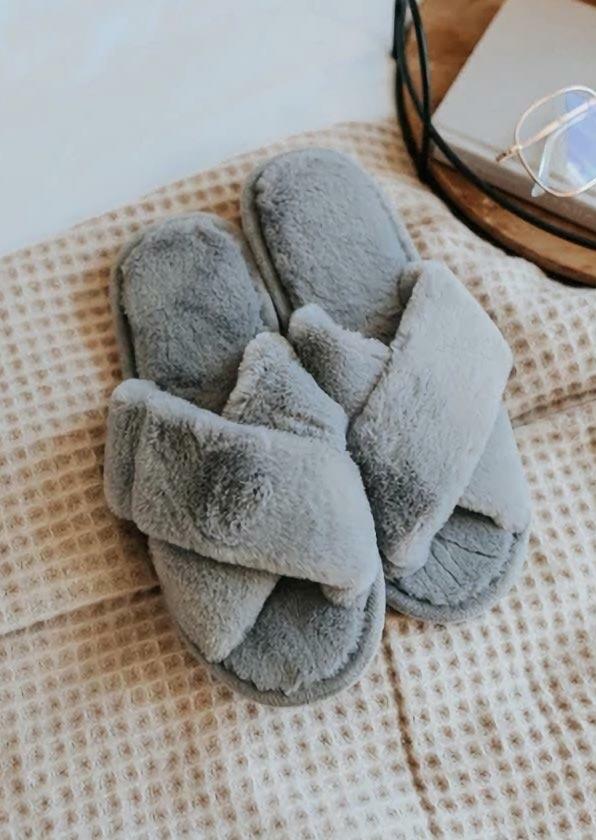 

Slippers Cross Band Plush Warm Flat Slippers in Gray. Size