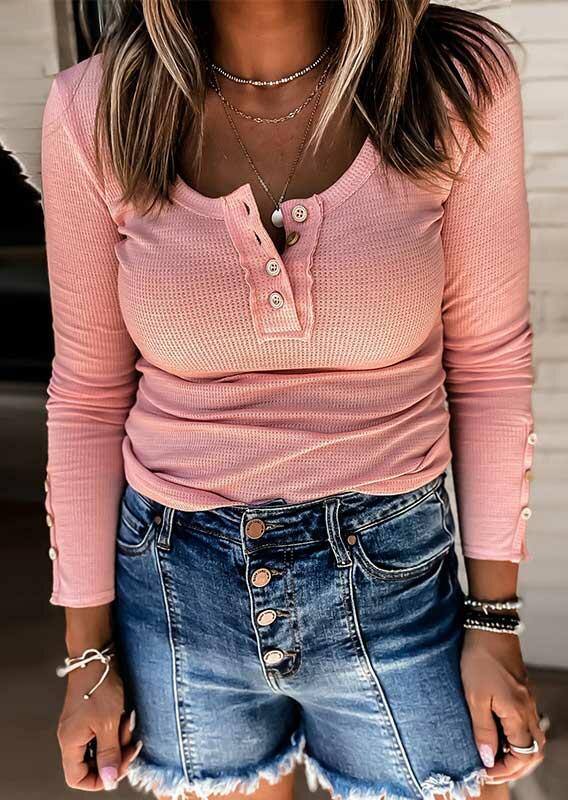 

Blouses Button O-Neck Long Sleeve Blouse in Pink. Size: ,XL