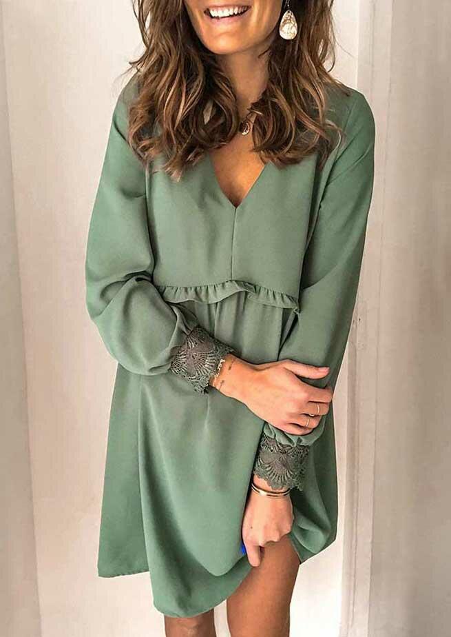 

Lace Splicing Ruffled Long Sleeve V-Neck Mini Dress - Green, 488308