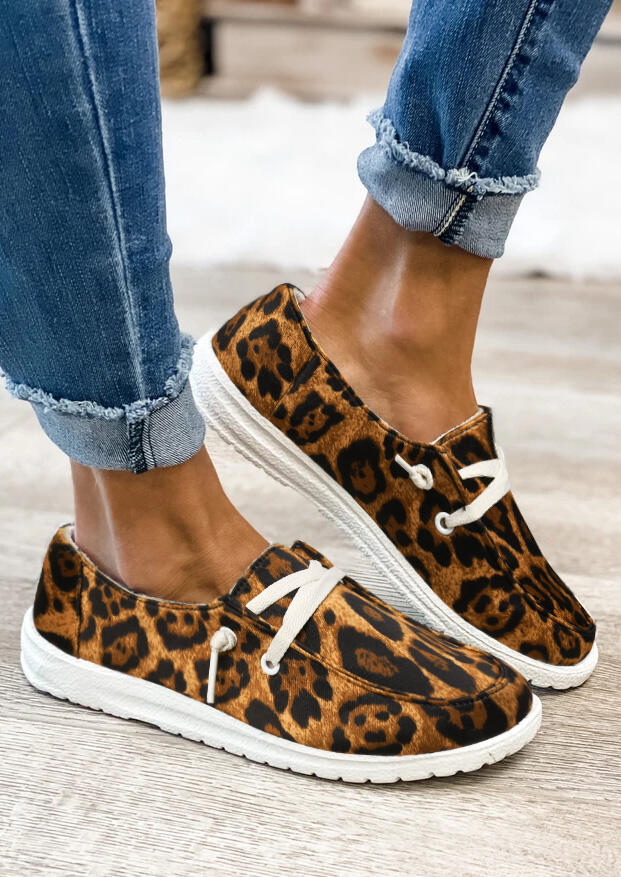 leopard lace up round toe flat sneakers