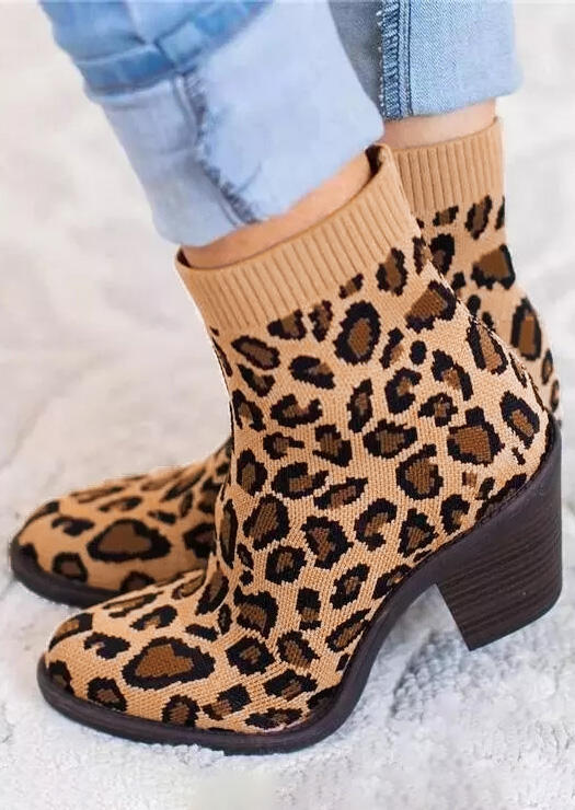 

Boots Leopard Winter Fly-Woven Fabric Boots in Leopard. Size: ,38,39