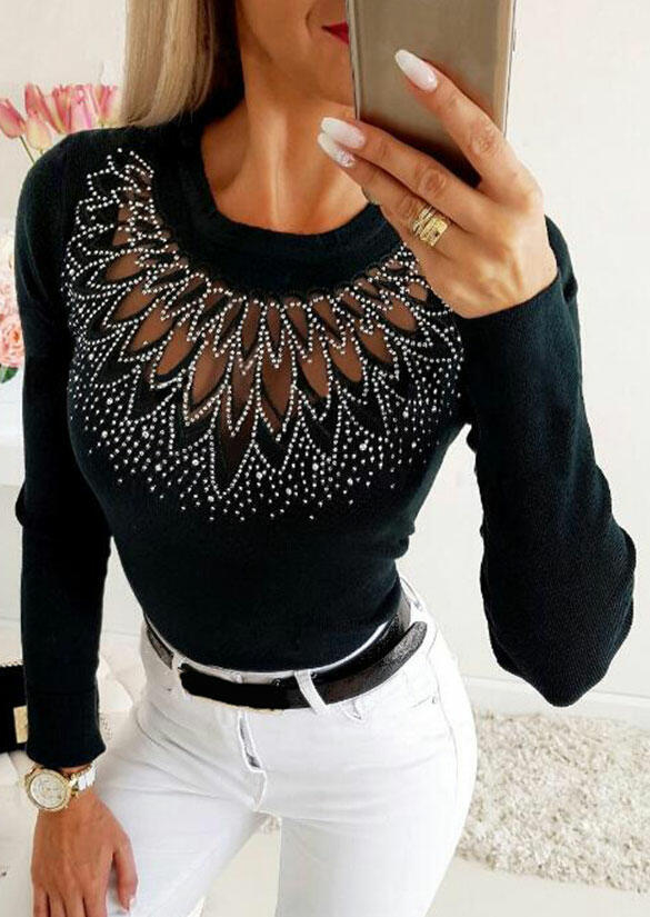 

Blouses Cut Out Rhinestone Long Sleeve Blouse in Black. Size: ,L