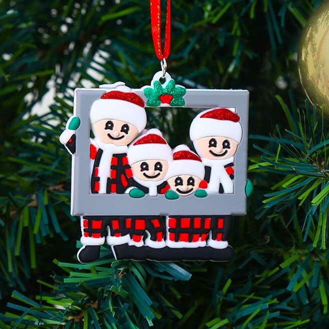 

Christmas Decoration Christmas Buffalo Plaid Cute Family Hanging Pendant Ornament in Pattern3. Size