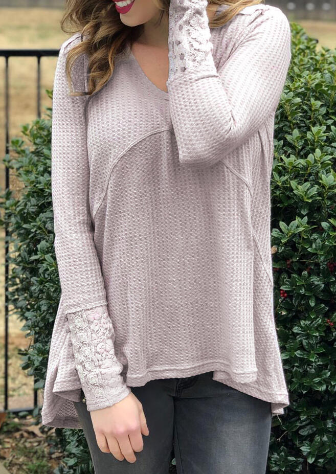 

Blouses Lace Splicing V-Neck Casual Blouse in Light Pink. Size: ,M,L,XL