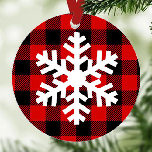 

Christmas Decoration Snowflake Buffalo Plaid Christmas Tree Hanging Ornament in Red. Size