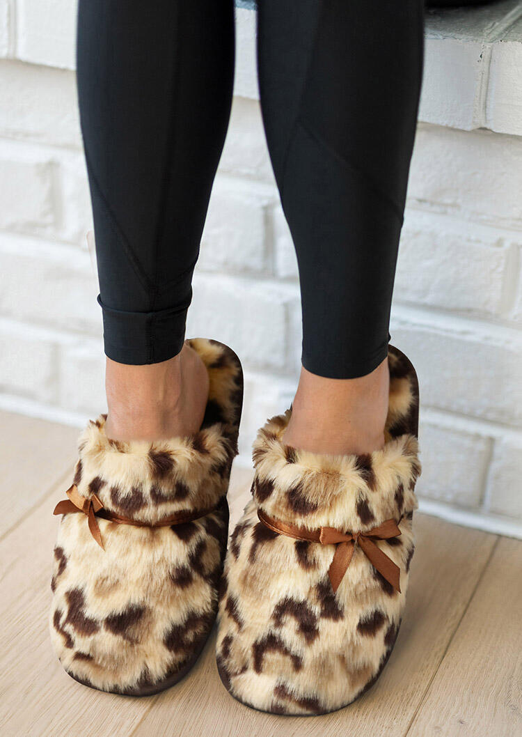 

Slippers Leopard Bowknot Warm Plush Indoor Slippers in Leopard. Size: ,38