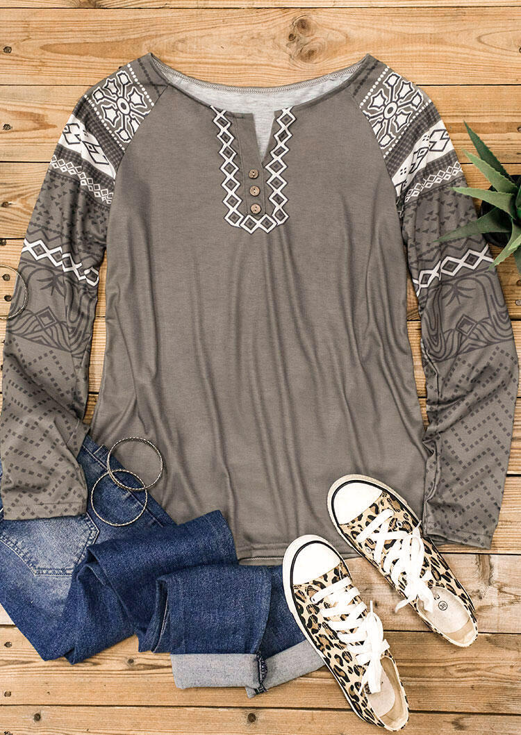 

Blouses Vintage Geometric Button Raglan Sleeve Blouse in Gray. Size