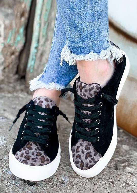 Fairyseason / Leopard Lace Up Round Toe Flat Sneakers